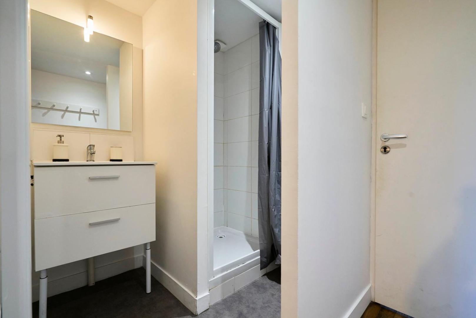Bright 3-Bedroom 2-Bathroom Flat. Lilla Esterno foto
